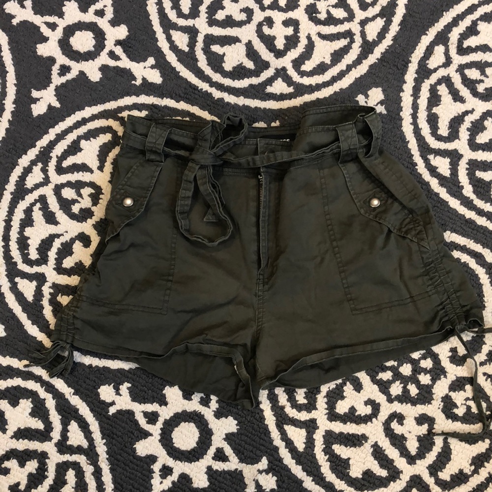 EXPRESS cargo shorts